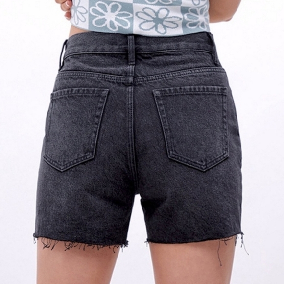 Pacsun Eco Black High Rise Distressed 90s Girlfriend Denim Shorts Jorts - Picture 3 of 10